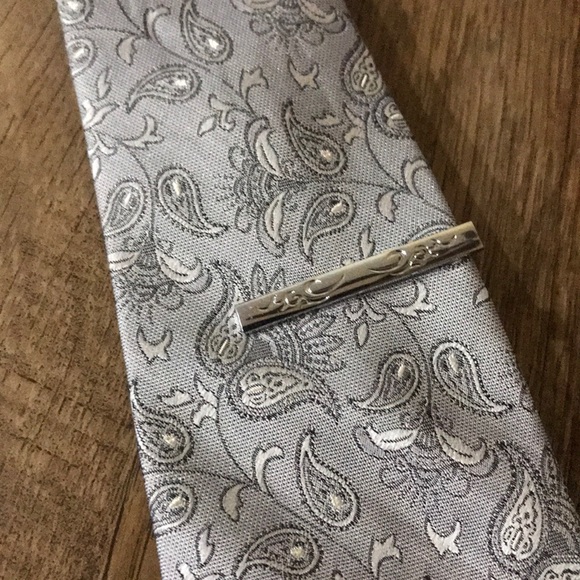 Silver Tie-Clip